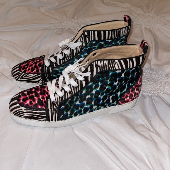 #24 🤑🤑These Christian Louboutin Shoes will be on sale in a live show tonight - Picture 3 of 11